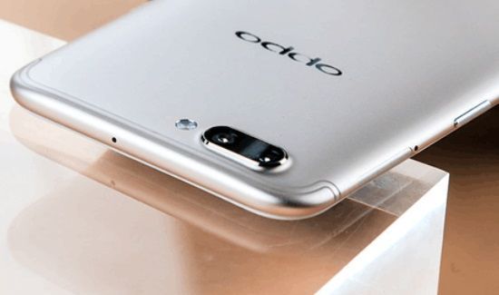 oppo r11是哪一年出的