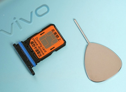 vivos12pro怎么插两张卡