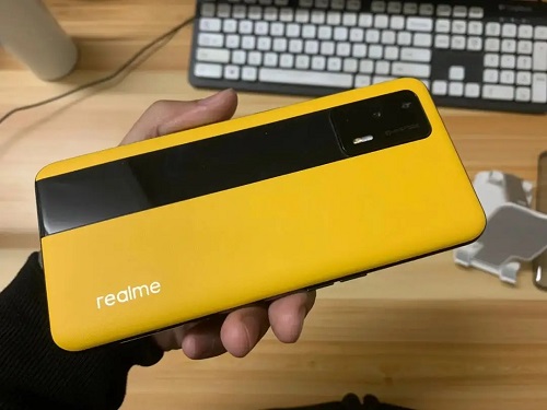 realme真我gtneo闪速版和红米k40游戏增强版哪个好