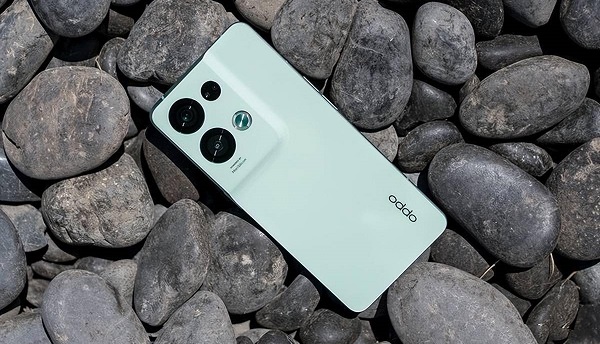 vivos16和opporeno9哪个好