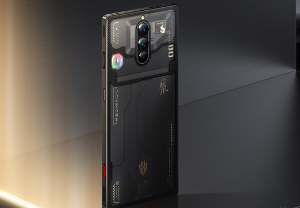 红魔8pro和z50ultra哪个好