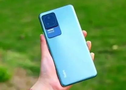 拍照手机和游戏手机哪个好用