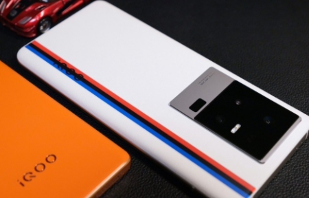 iqoo12pro顶配多少钱