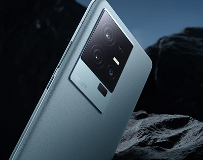 iqoo12会取消挖孔屏吗详情