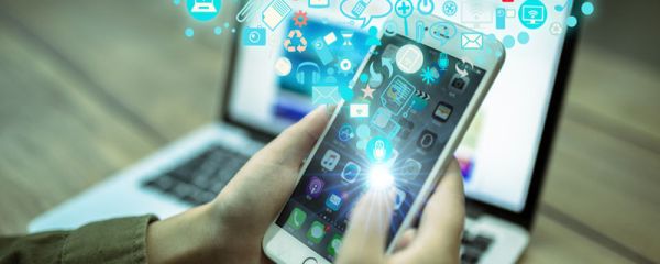 两个不同品牌的手机怎么一键换机 不同品牌的两个手机一键换机的方法