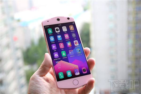 美图M8樱花粉怎么样？美图M8樱花粉色开箱图赏