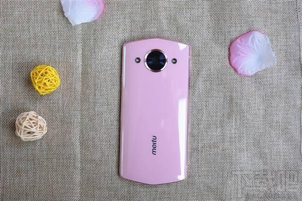 美图M8樱花粉怎么样？美图M8樱花粉色开箱图赏