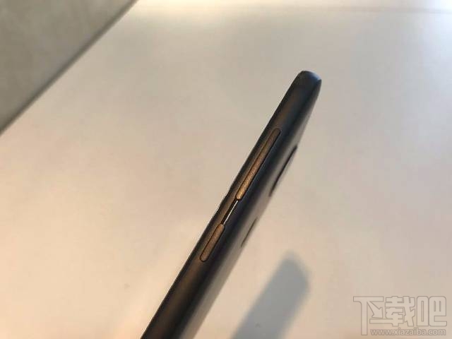 乐Pro3双摄AI版怎么样？乐Pro3双摄AI版和普通版有什么不同？