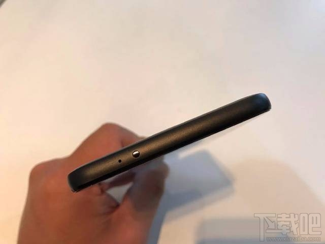 乐Pro3双摄AI版怎么样？乐Pro3双摄AI版和普通版有什么不同？