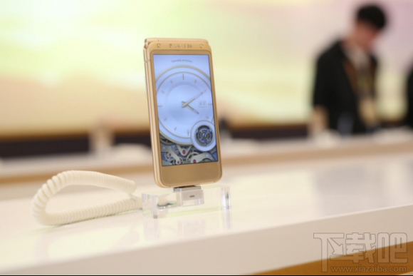 三星W2017怎么样？W2017为什么那么贵？