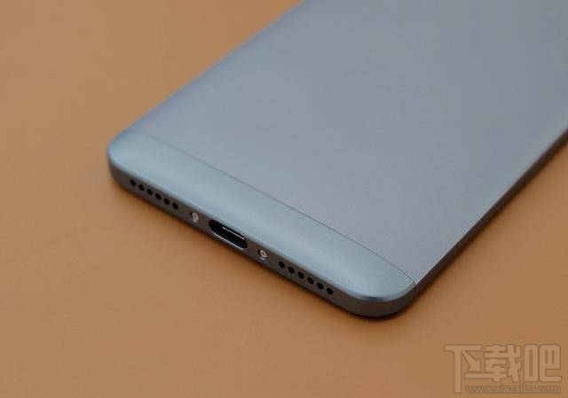 中兴BladeV8怎么样?中兴BladeV8优缺点图文详解