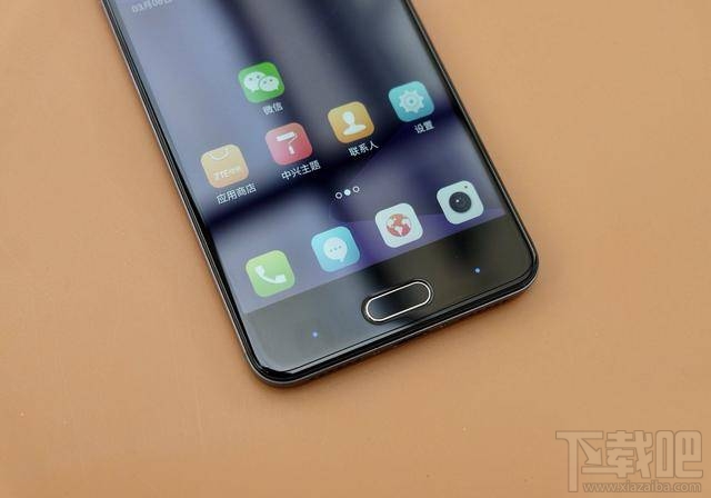 中兴BladeV8怎么样?中兴BladeV8优缺点图文详解