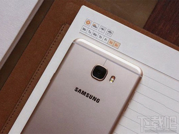 三星Galaxy C7 Pro用多大的卡需要剪卡吗?