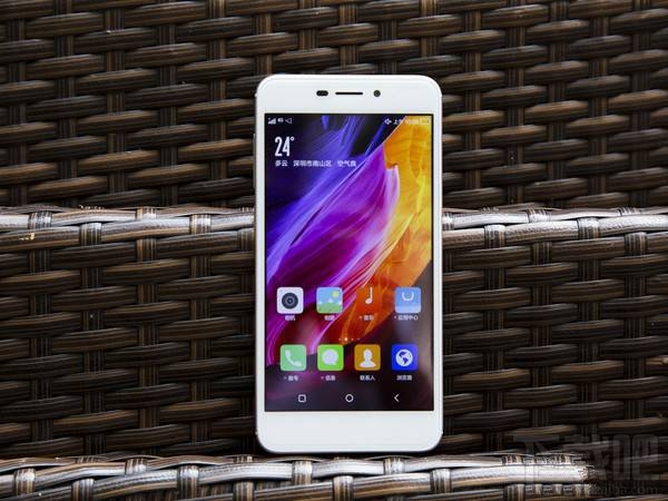 康佳R8怎么样值得买吗?康佳R8系统性能拍照全方面评测