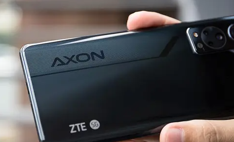 中兴axon30s和axon30哪个好