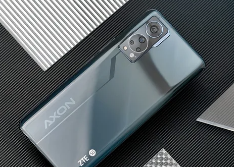 中兴axon30s和axon30哪个好