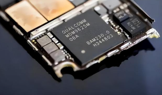 苹果a17和天玑9300哪个好