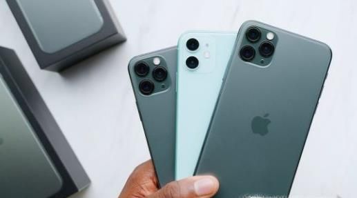 苹果iPhone 11如何有效清洁液体和灰尘污垢？
