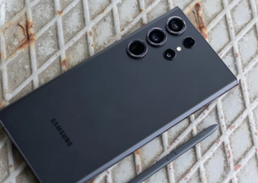 三星GalaxyS24Ultra将会提供2TB版本，起步就是8+128GB？