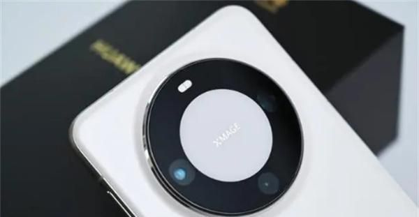 毫无预兆，上架即售罄华为上线手机Mate60Pro和苹果正面“交锋”