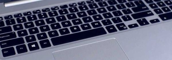 笔记本键盘落灰怎么办