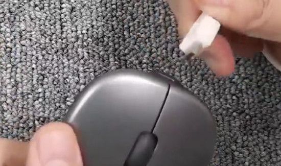 无线鼠标怎么充电