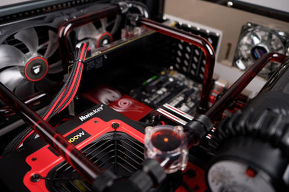 Pcle是什么?Pcle固态和SSD固态哪个好?