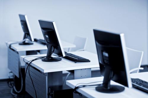 电脑如何设置虚拟内存 详细操作步骤