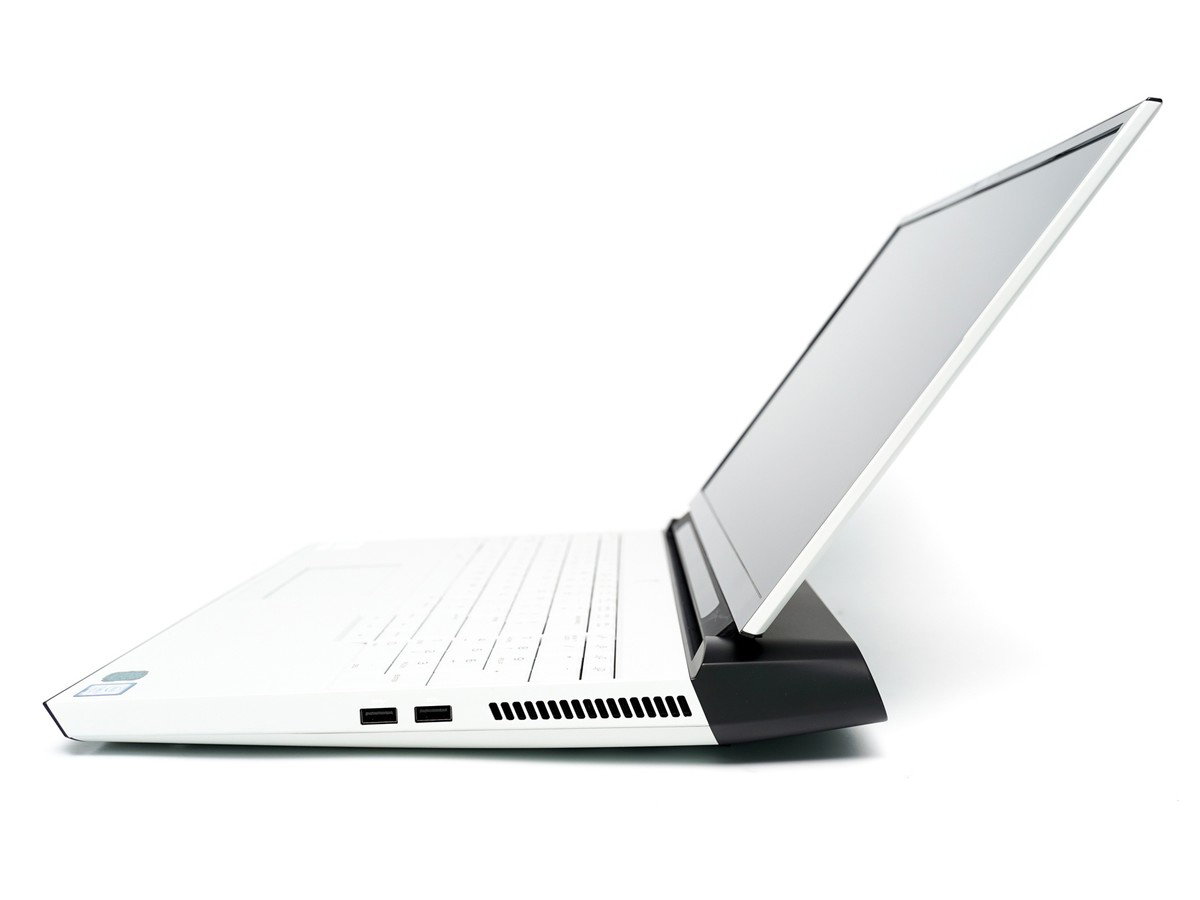 Alienware Area-51m笔记本电脑评测参数详细介绍