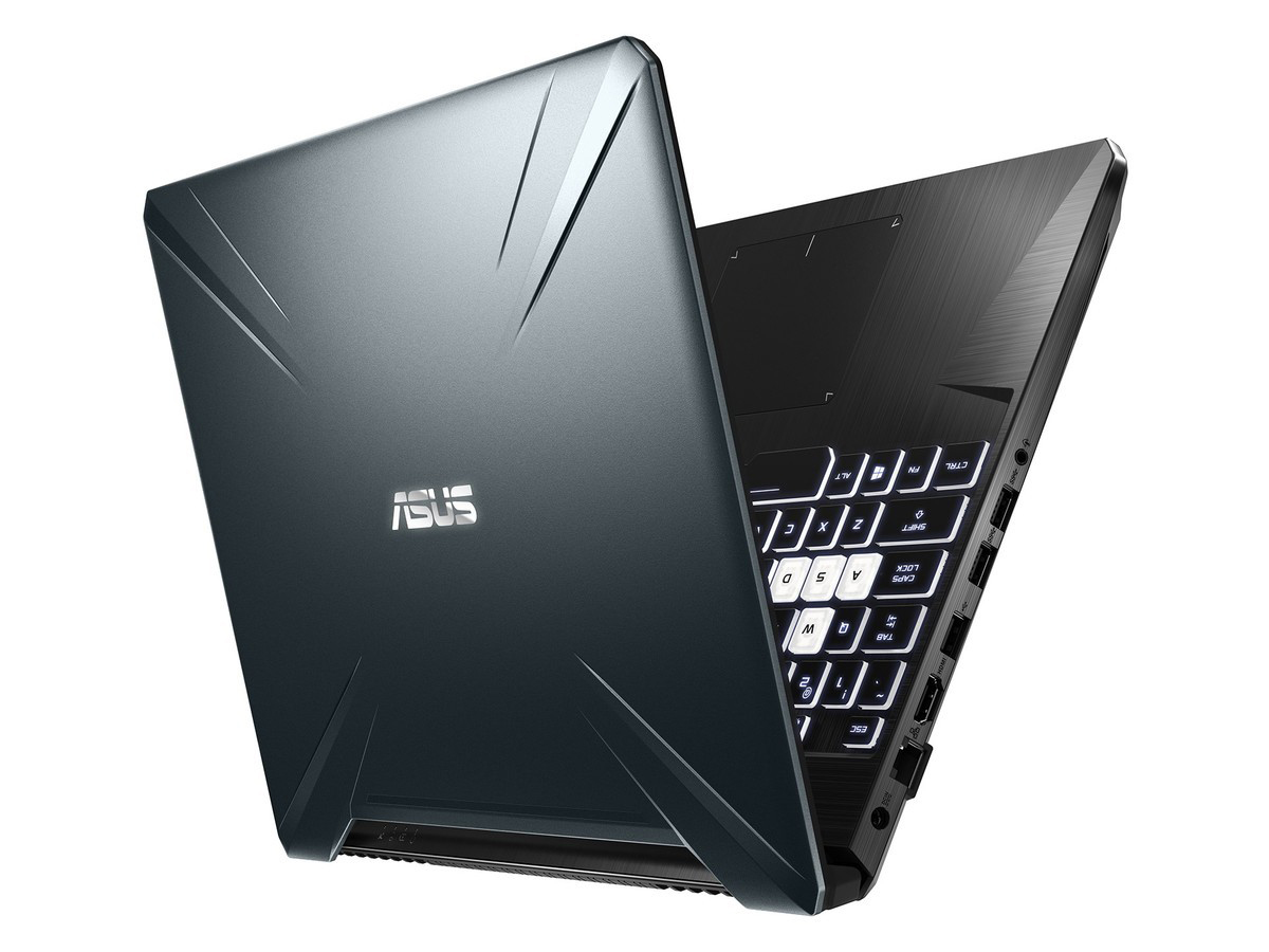 华硕飞行堡垒7笔记本电脑评测参数详细介绍