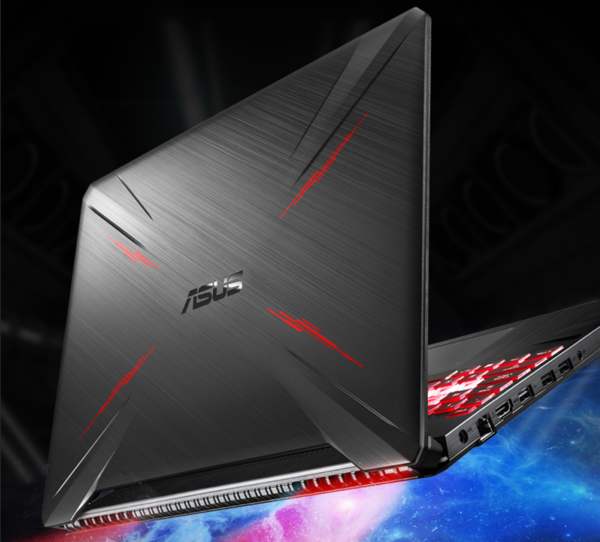 华硕飞行堡垒7笔记本电脑评测参数详细介绍