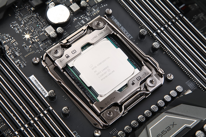 i97980XE评测跑分介绍