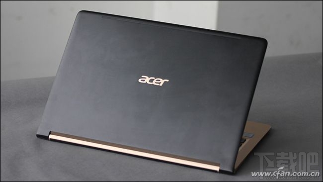 超薄宏蜂鸟Swift 7真机评测