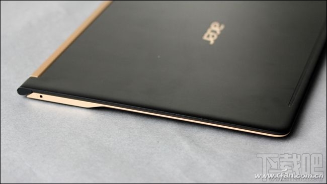 超薄宏蜂鸟Swift 7真机评测