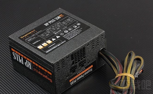 电脑模组电源好用吗？