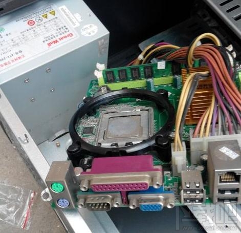 如何换电脑风扇