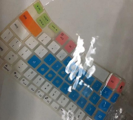 键盘膜怎么贴详细教程