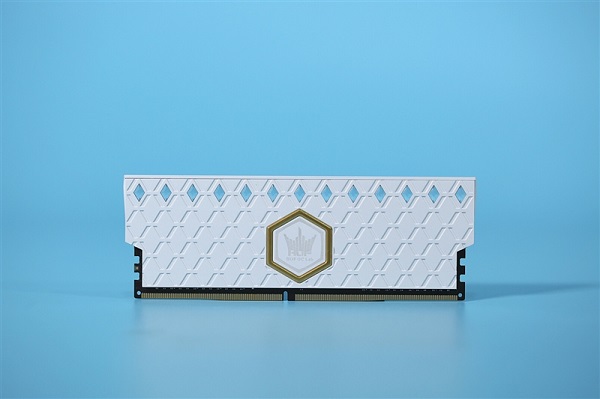 名人堂HOF OC Lab皑钻DDR4-4400评测跑分参数介绍