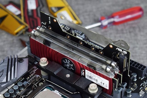 威刚 龙耀D80评测跑分参数介绍