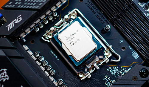 i713700k和i912900k区别