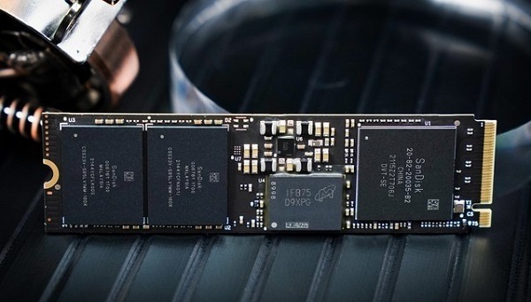 西部数据 SN850X 2TB评测跑分参数介绍