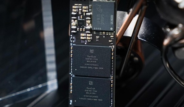 西部数据 SN850X 2TB评测跑分参数介绍