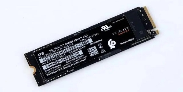 西部数据SN850X 4TB评测跑分参数介绍