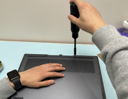 联想拯救者r9000x怎么装内存条