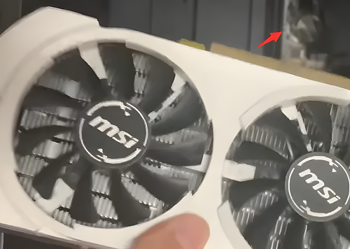 微星3060ti怎么从主机上拆下来