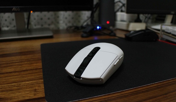 什么鼠标打游戏好用