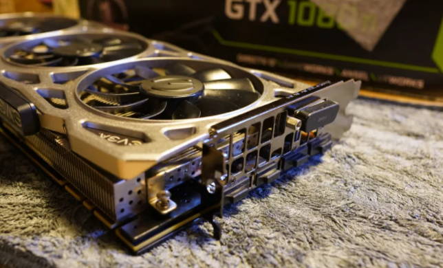 显卡风扇不转显示器无信号