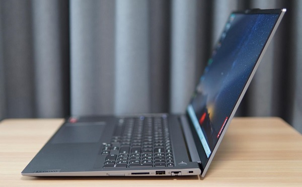 性价比高的笔记本电脑排行榜前十名