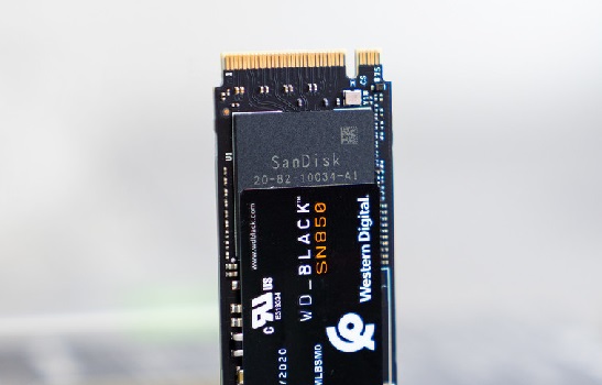 西数sn850x和金士顿kc3000哪个好