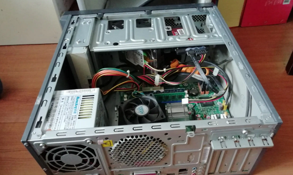 电脑开机出现reboot怎么修复